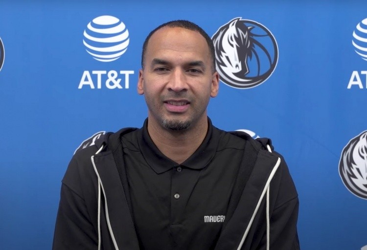  独行侠GM：老板信任我和基德带领球队 他是交易的最终决策者