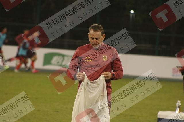  国青先报名单再做终极定夺，26-3抢票悬念几何？