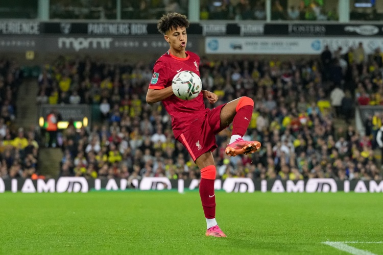  记者：利物浦20岁边锋凯德-戈登即将租借加盟朴茨茅斯