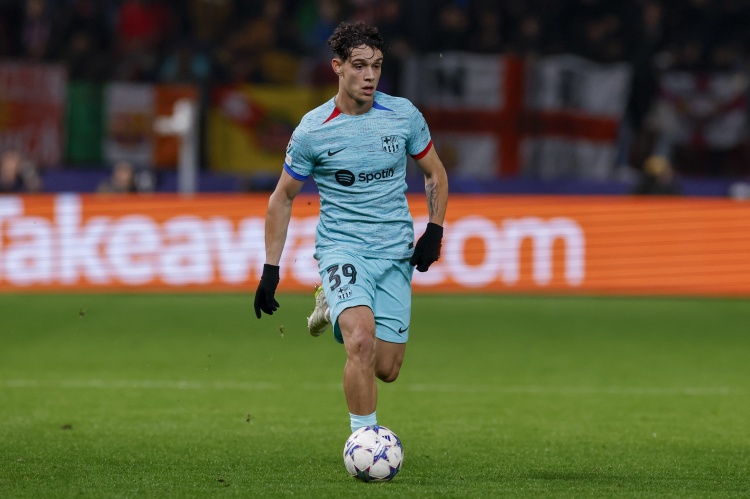  每体：瓦伦西亚冬窗尝试租借巴萨后卫福特，球员夏窗才会考虑离队