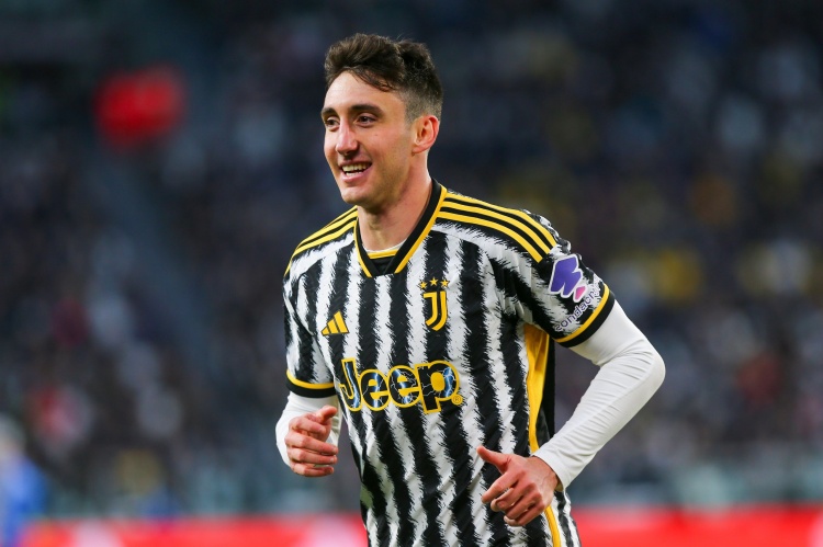  经纪人：关于尤文曼城谈坎比亚索的报道都是真的，瓜帅确实想要他