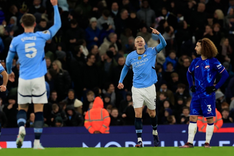  感谢蓝军老铁！曼城对阵前6球队拿了11分，是前6球队中拿分最多的