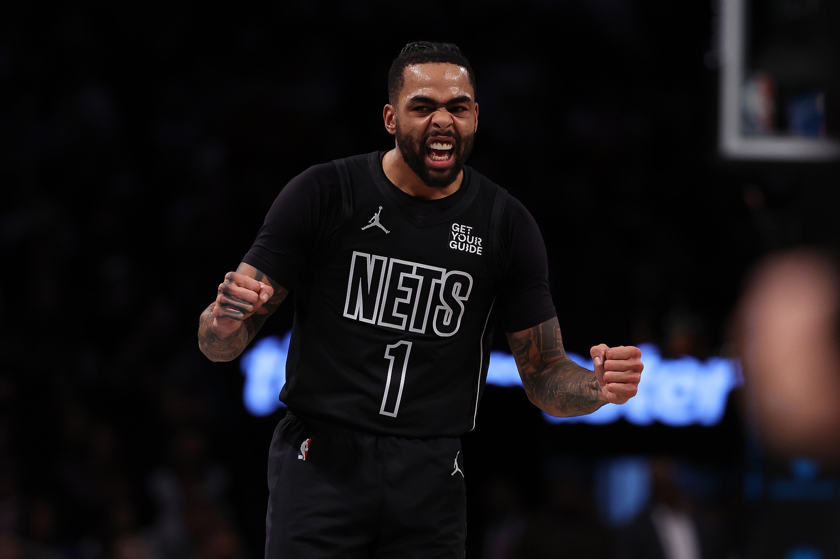  拉塞尔：篮网球迷被低估了 只要表现好他们会有把屋顶掀翻的热情